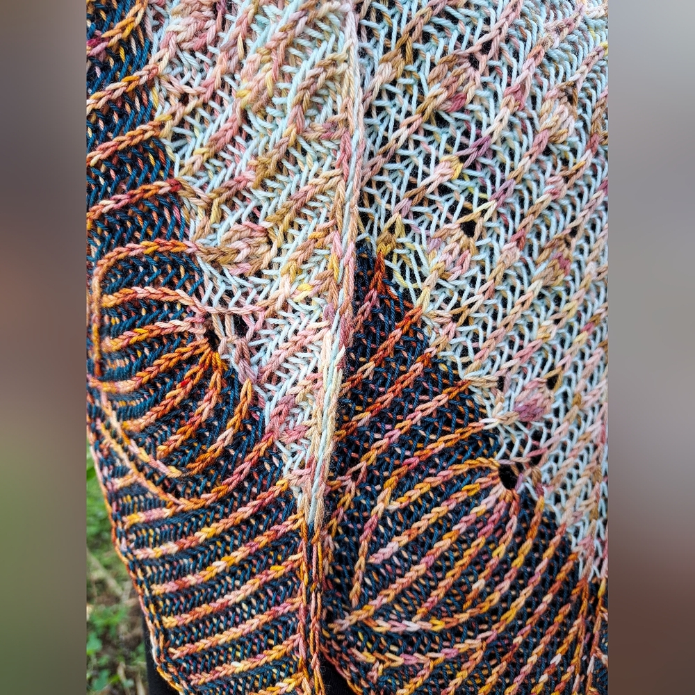 Hand Crafted OOAK Avantgarde Contemporary Reversible Knit Shawl Orange Pink - Picture 12 of 16